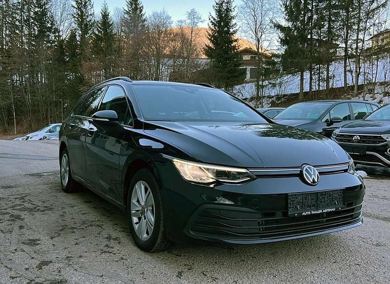 Gebraucht VW Golf VIII Life 116 PS (85 kW) 2022 Schwarz Kombi