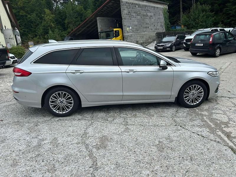 Gebraucht Ford Mondeo Titanium 150 PS (110 kW) 2022 Silber Kombi