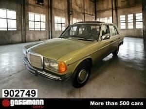 Gebraucht Mercedes 200 109 PS (80 kW) 1983 Grün Limousine