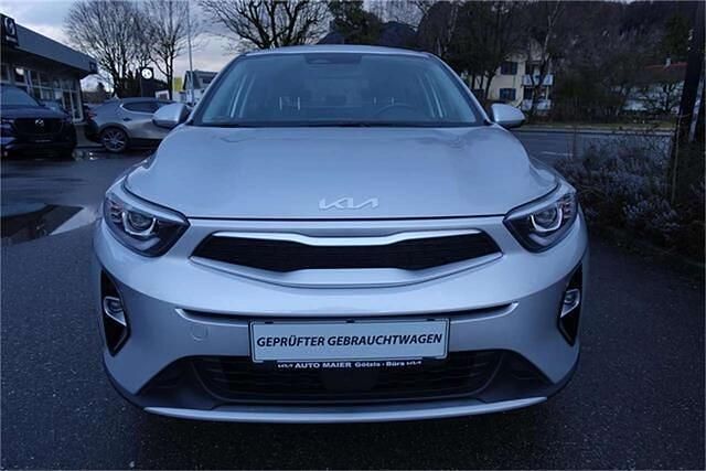 Gebraucht Kia Stonic 84 PS (61 kW) 2022 Silber SUV