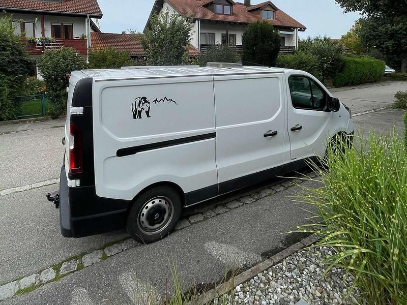 Gebraucht Renault Trafic 125 PS (91 kW) 2019 Weiß Van / Kleinbus