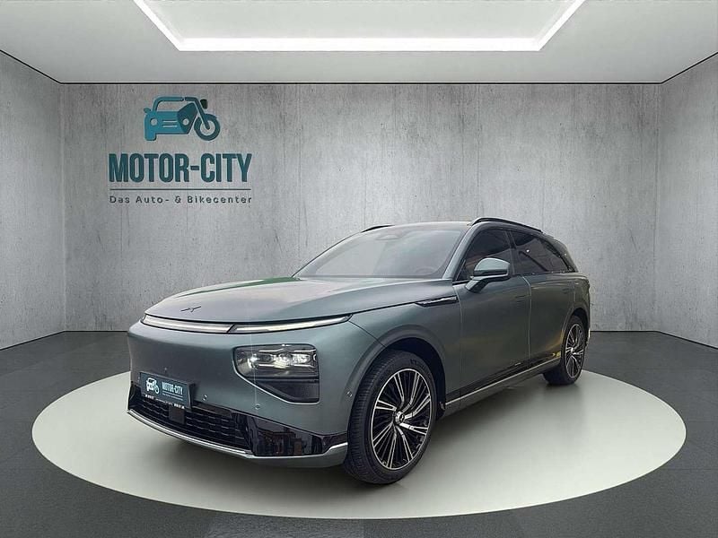 Schwarz Gebraucht 2025 XPENG G9 AWD Performance SUV | € 71.490 - Bild 1/4