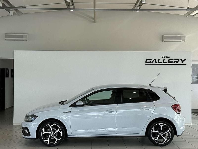 Weiß Gebraucht 2018 VW Polo Highline Limousine | € 16.490 (Teuer) - Bild 1/4