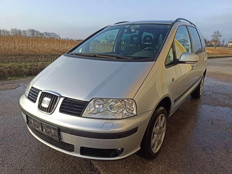 Gebraucht Seat Alhambra 116 PS (85 kW) 2010 Silber Van / Kleinbus