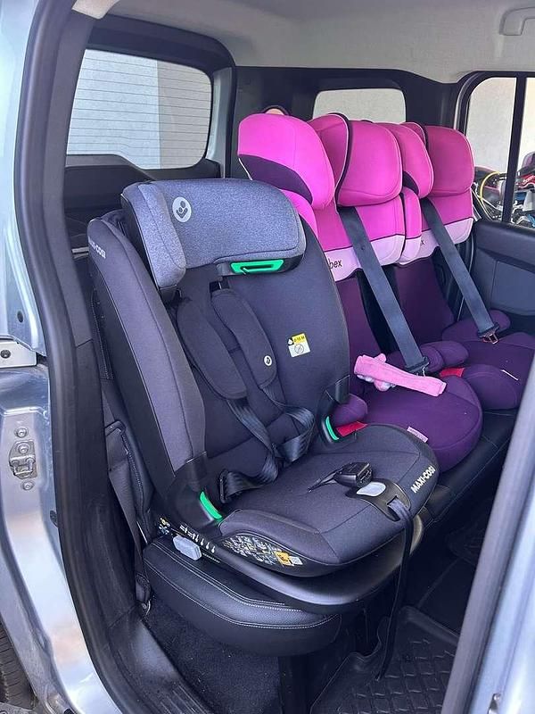 Gebraucht Mercedes 180 Progressive 116 PS (85 kW) 2022 Silber Limousine