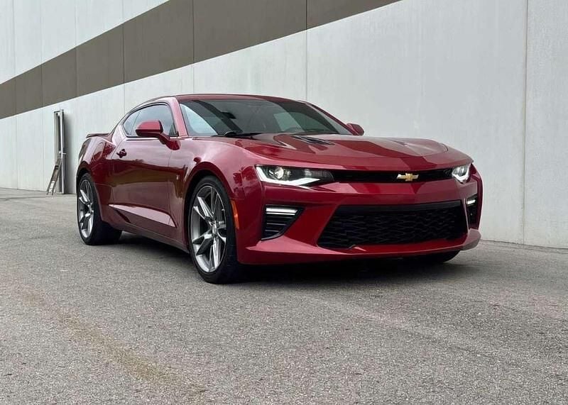 Gebraucht Chevrolet Camaro 271 PS (199 kW) 2016 Rot Coupé