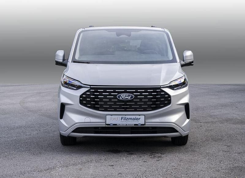 Neu Ford Tourneo 136 PS (100 kW) 2025 Van / Kleinbus