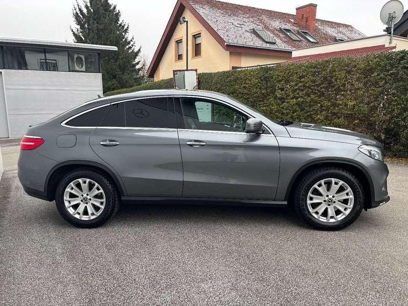 Gebraucht Mercedes GLE350 258 PS (189 kW) 2017 Grau Coupé