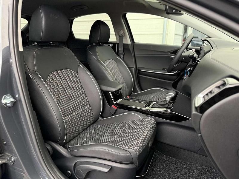 Neu Kia XCeed Gold 150 PS (110 kW) 2025 Grau SUV