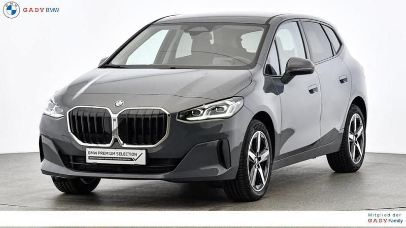 Sparkling kupfergrau Gebraucht 2025 BMW 218 Active Tourer Luxury Line Van / Kleinbus | € 37.888 (Fairer Preis) - Bild 1/4