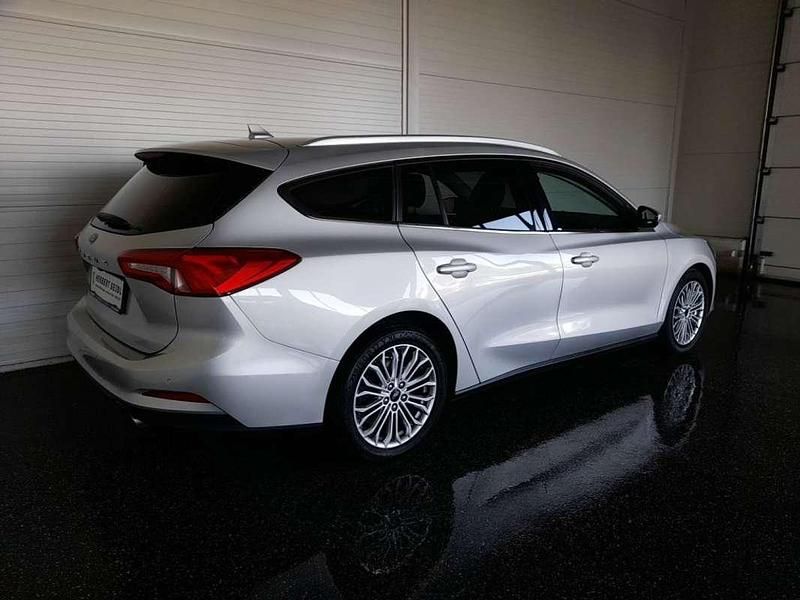 Gebraucht Ford Focus Titanium 150 PS (110 kW) 2020 Silber Kombi