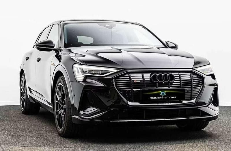Gebraucht Audi e-tron S-Line 300 kW (408 PS) 2022 Schwarz SUV