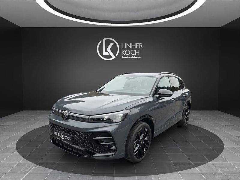 Neu VW Tiguan Sport 193 PS (141 kW) 2025 Mittelgrau  metallic SUV