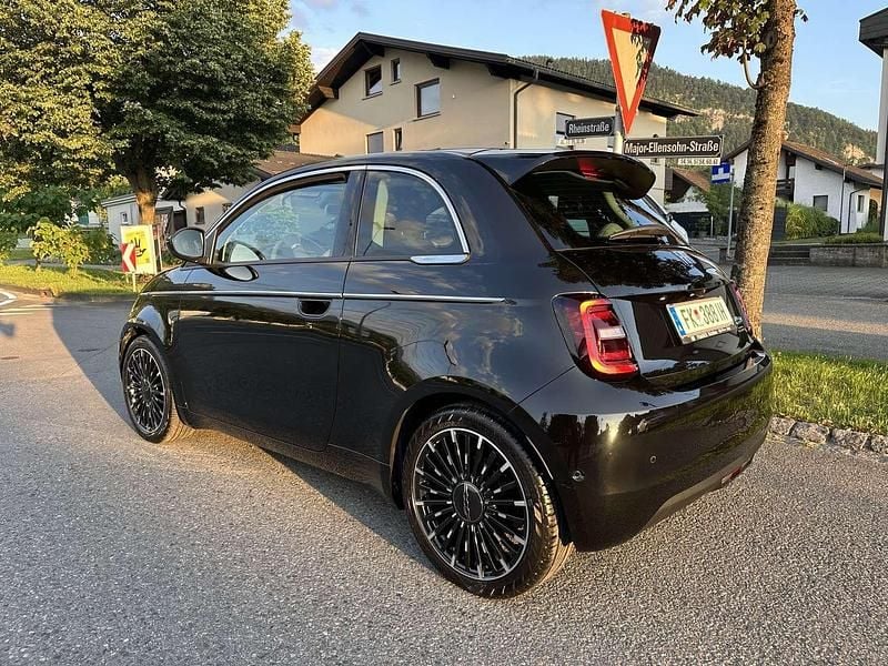 Gebraucht Fiat 500e La Prima 86 kW (118 PS) 2023 Limousine