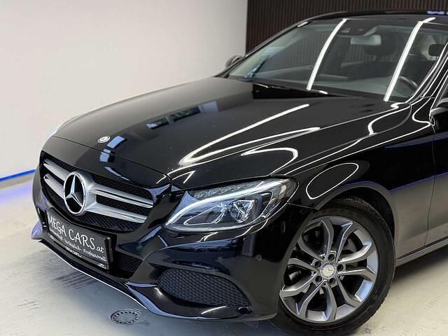 Gebraucht Mercedes C180 116 PS (85 kW) 2017 Schwarz Limousine