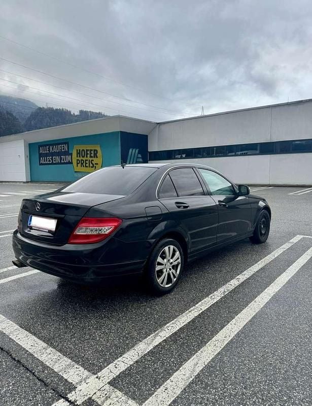 Gebraucht Mercedes C200 136 PS (100 kW) 2008 Schwarz Limousine