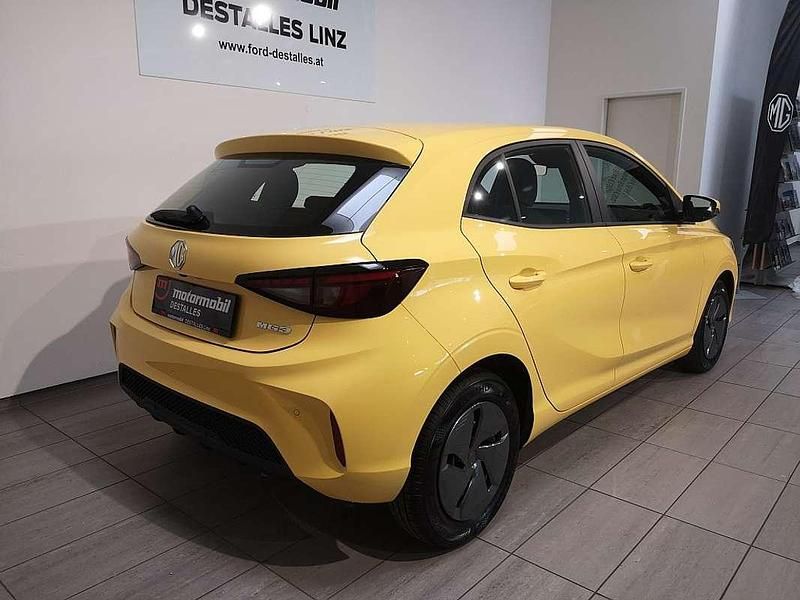 Gebraucht MG MG3 116 PS (85 kW) 2025 Pastel yellow Kleinwagen