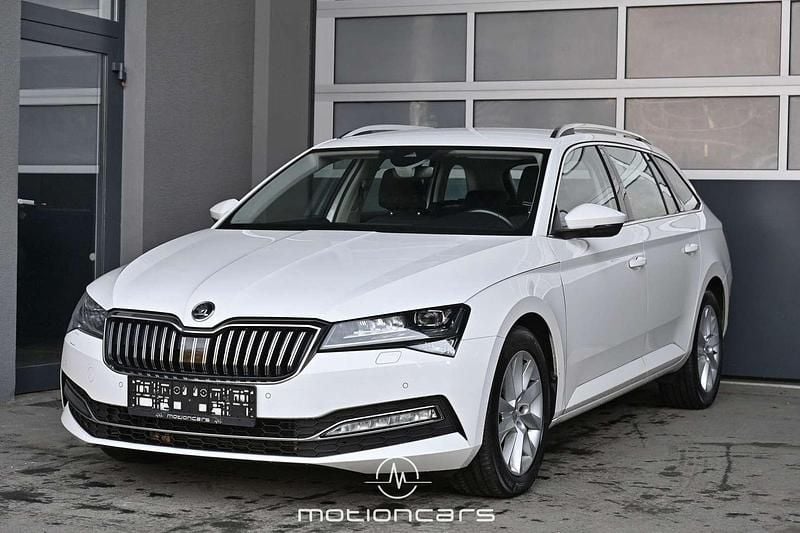 Gebraucht Skoda Superb Style 150 PS (110 kW) 2020 Weiß Kombi
