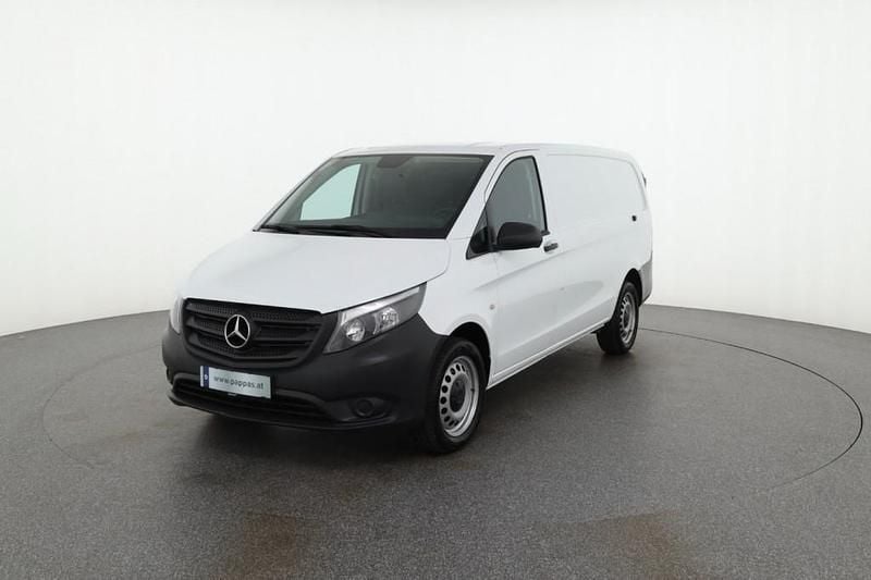 Weiß Gebraucht 2024 Mercedes Vito Van | € 43.188 (Fairer Preis) - Bild 1/4