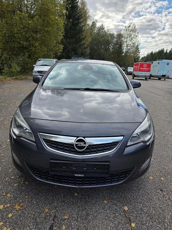 Gebraucht Opel Astra Enjoy 116 PS (85 kW) 2010 Kombi