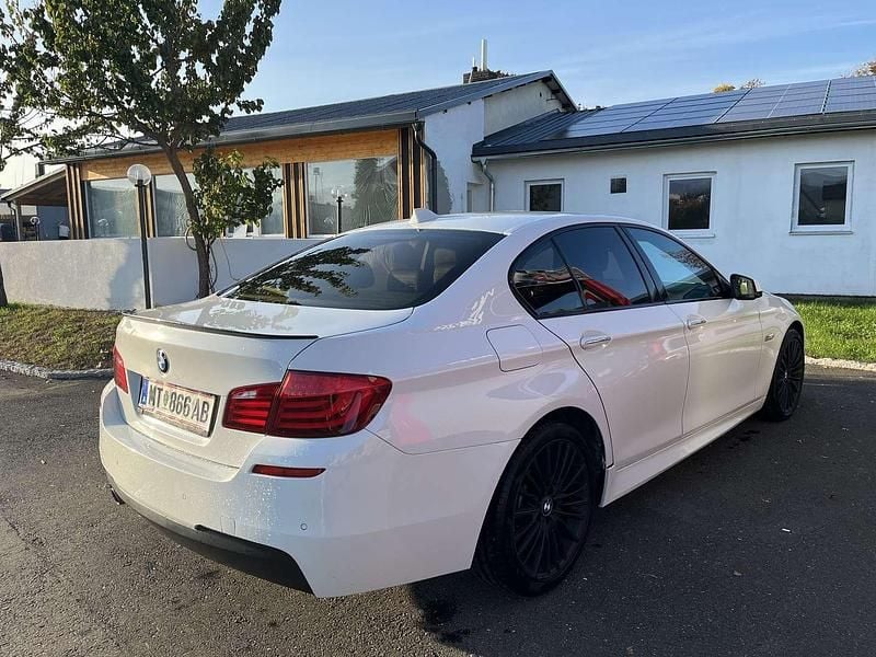 Gebraucht BMW 530 258 PS (189 kW) 2011 Limousine