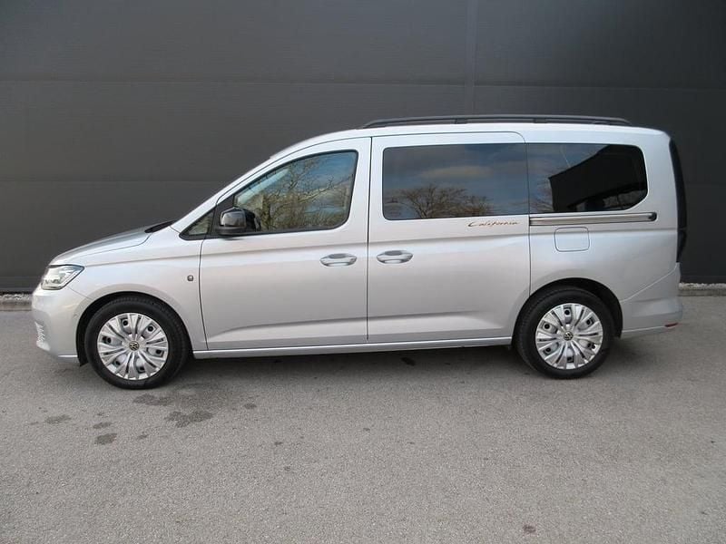Gebraucht VW Caddy Maxi California 122 PS (89 kW) 2022 Silber  metallic Van / Kleinbus