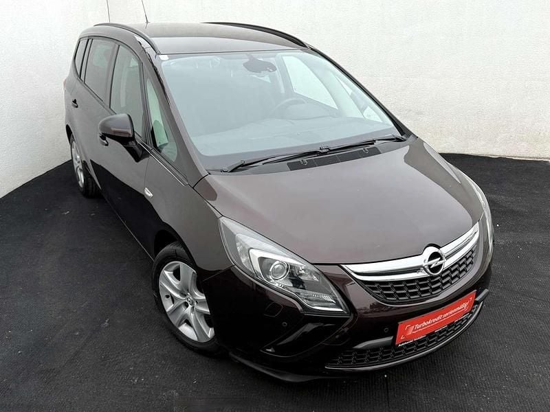 Gebraucht Opel Zafira Tourer Edition 140 PS (102 kW) 2013 Van / Kleinbus