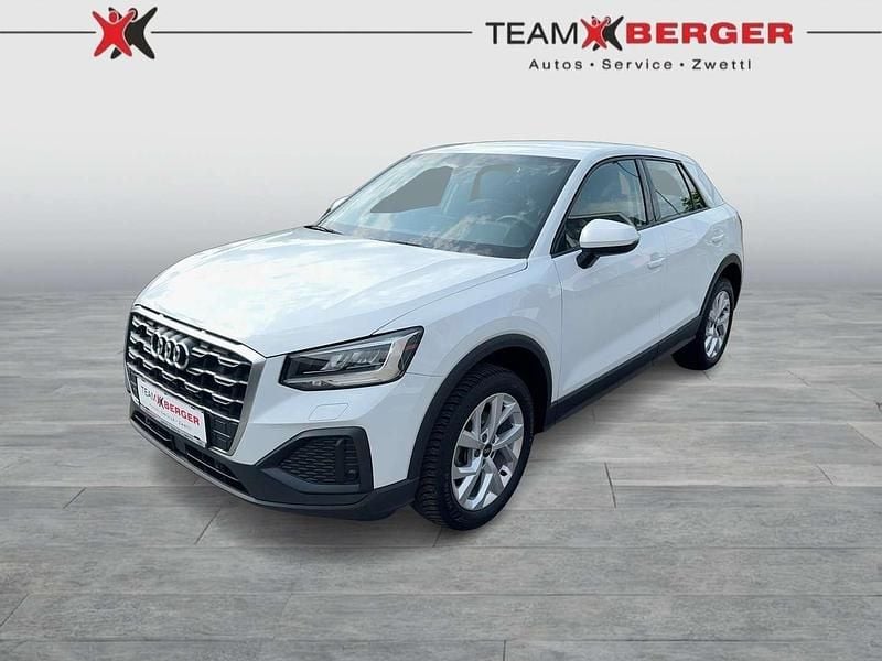Weiss metallic Gebraucht 2023 Audi Q2 Comfort SUV | € 22.990 (Fairer Preis) - Bild 1/4