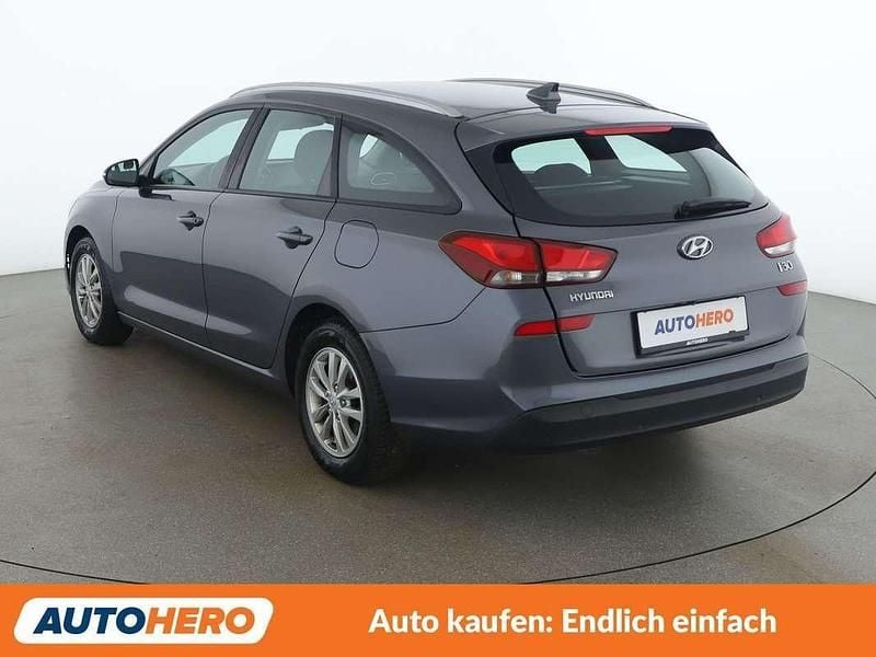Gebraucht Hyundai i30 116 PS (85 kW) 2018 Grau Kombi