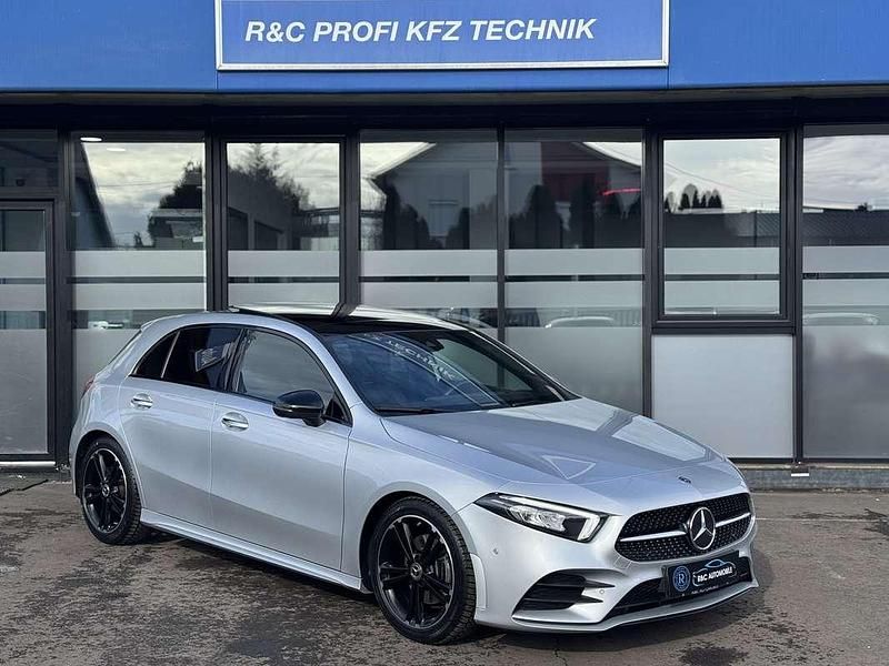Gebraucht Mercedes A180 AMG line 116 PS (85 kW) 2018 Grau Kleinwagen