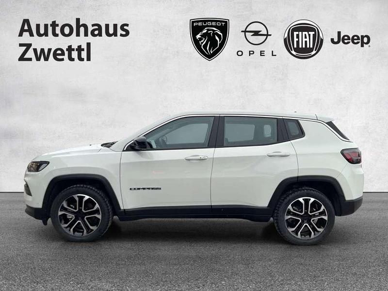 Gebraucht Jeep Compass Altitude 131 PS (96 kW) 2024 Weiß SUV