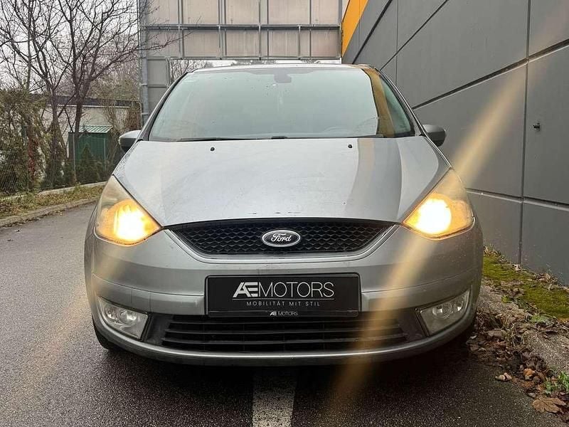 Gebraucht Ford Galaxy 140 PS (102 kW) 2007 Grau Van / Kleinbus