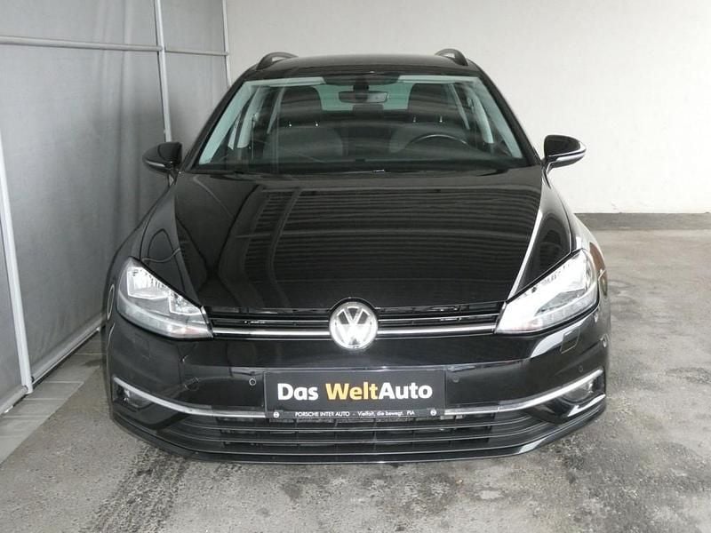 Gebraucht VW Golf VII 110 PS (80 kW) 2018 Schwarz Kombi