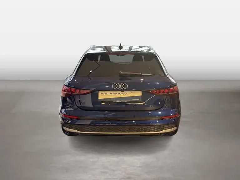 Gebraucht Audi A3 Ambiente 150 PS (110 kW) 2026 Mittelblau  metallic Limousine