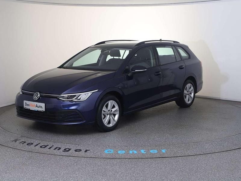 Gebraucht VW Golf VIII Life 110 PS (80 kW) 2023 Blau Kombi