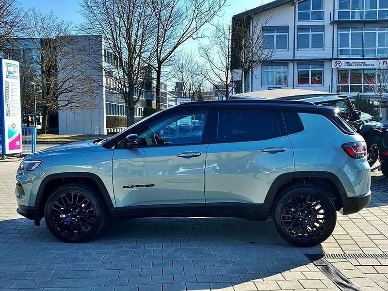 Gebraucht Jeep Compass 131 PS (96 kW) 2022 SUV