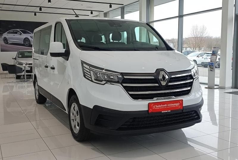 Gletscherweiß Gebraucht 2024 Renault Trafic Equilibre Van | € 40.999 - Bild 1/4
