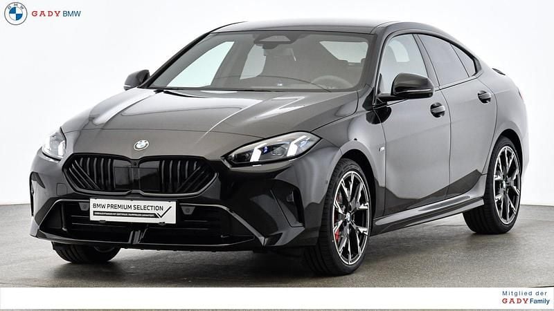 Gebraucht BMW 220 M Sport 170 PS (125 kW) 2025 Saphirschwarz Coupé