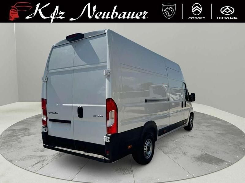 Gebraucht Citroën Jumper 140 PS (102 kW) 2025 Weiß Van / Kleinbus