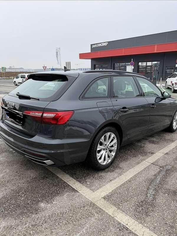 Gebraucht Audi A4 Advanced 190 PS (139 kW) 2020 Grau Kombi