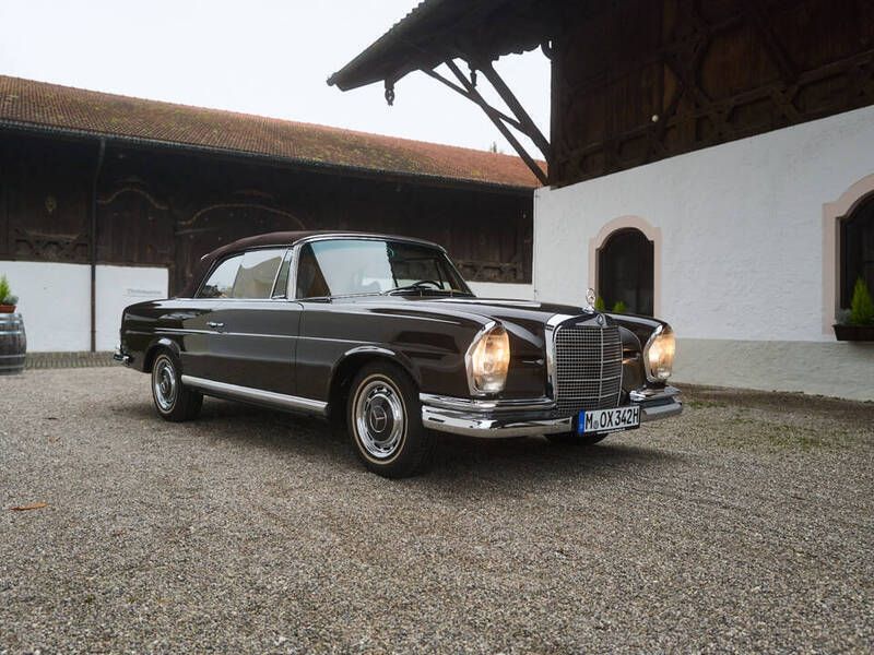Braun Gebraucht 1968 Mercedes 280 SE Cabrio | € 199.999 - Bild 1/4