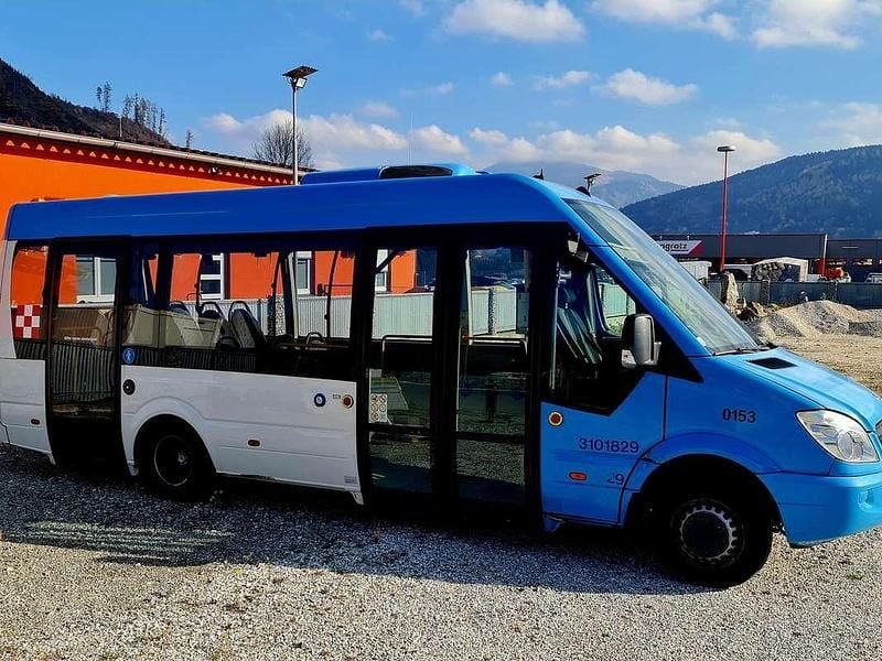 Gebraucht Mercedes Sprinter 163 PS (119 kW) 2010 Blau Van