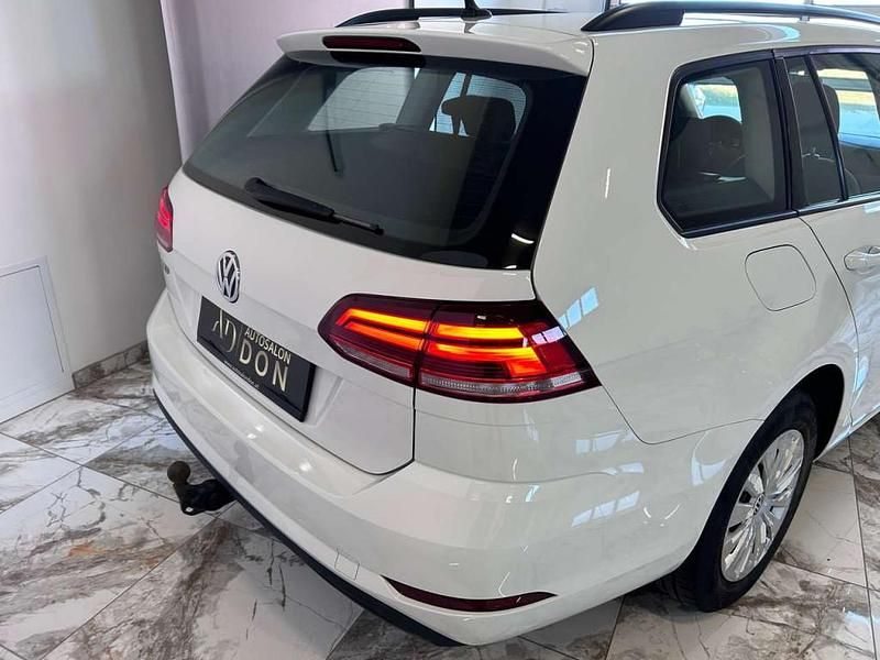Gebraucht VW Golf VII 116 PS (85 kW) 2019 Weiß Kombi