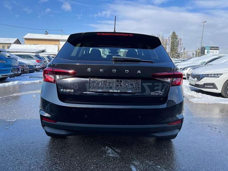 Gebraucht Skoda Fabia Ambition 95 PS (69 kW) 2021 Schwarz Limousine