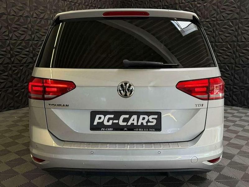 Gebraucht VW Touran Comfortline 110 PS (80 kW) 2016 Silber Van / Kleinbus