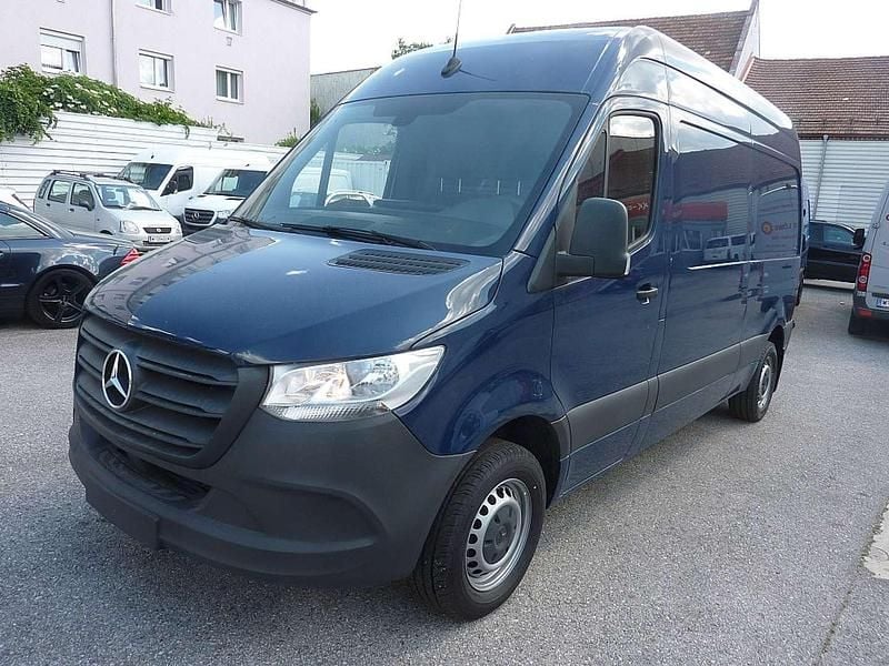 Blau Gebraucht 2019 Mercedes Sprinter Van | € 28.990 (Fairer Preis) - Bild 1/4