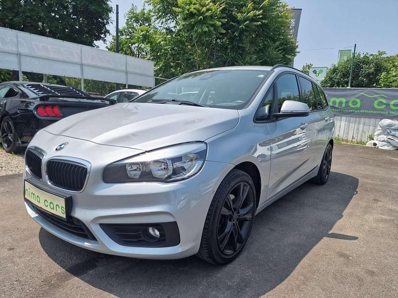 Grau Gebraucht 2015 BMW 216 Advantage Kombi | € 11.290 - Bild 1/4