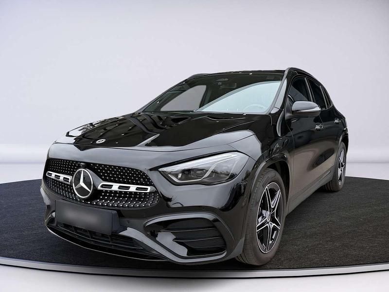 Gebraucht Mercedes GLA200 150 PS (110 kW) 2025 Schwarz SUV