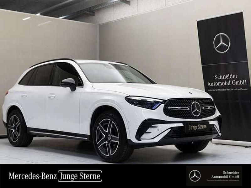 Weiß Gebraucht 2024 Mercedes GLC300e Night SUV | € 69.900 (Etwas zu teuer) - Bild 1/3