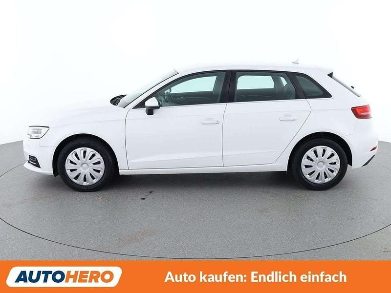 Gebraucht Audi A3 Design 116 PS (85 kW) 2017 Weiß Kleinwagen